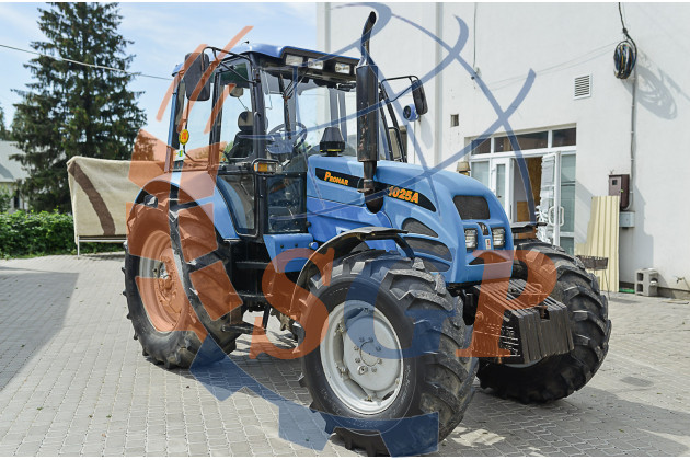 Трактор Беларус 1025